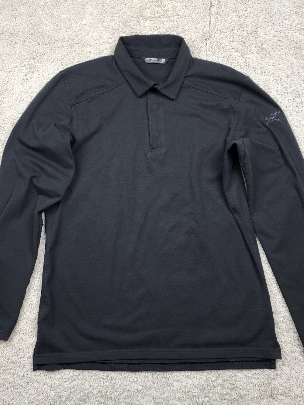 Arcteryx Captive Polo Mens Size Medium M/M Black Long Sleeve Polo Shirt REI USA